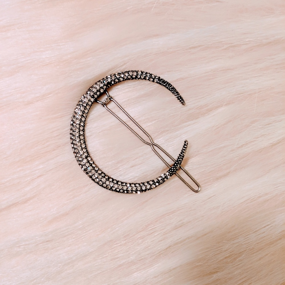 Hair clips